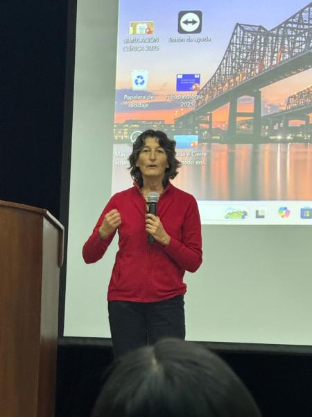 Programa de Formació Internivells per al diagnòstic oportú del càncer a Xile