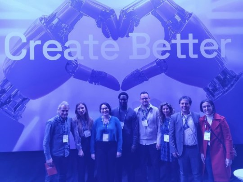 Una delegació de la European Health Public Alliance visita el MWC amb el CSC