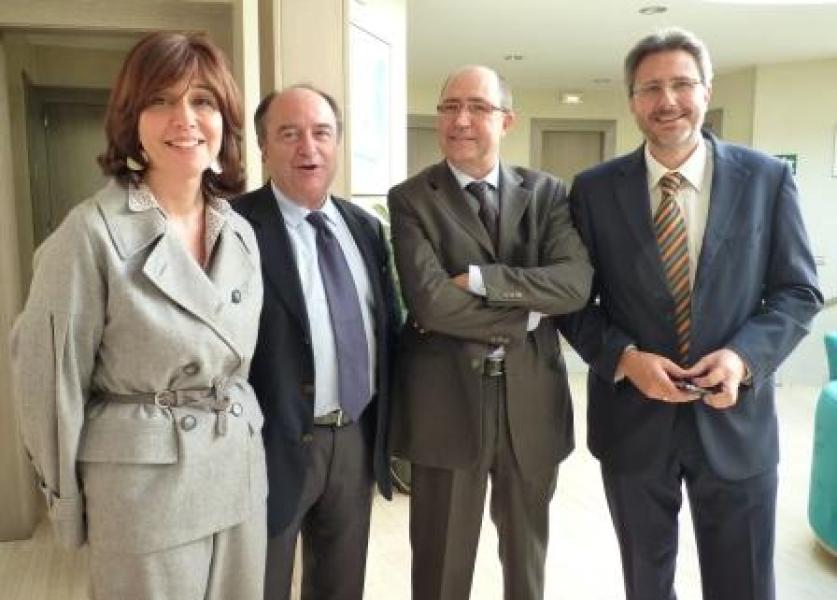amb-una-reunio-amb-representants-de-ciu-s2019ha-acabat-avui-la-ronda-de-reunions-entre-el-csc-i-els-partits-abans-de-les-eleccions.jpg