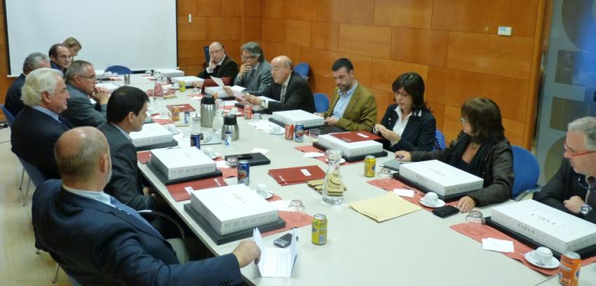el-conseller-de-salut-es-reuneix-amb-el-consell-rector-del-consorci.jpg