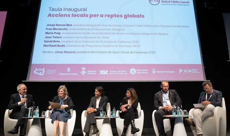 Taula inaugural amb les entitats organitzadores del 2n Congrés de Salut i Món Local