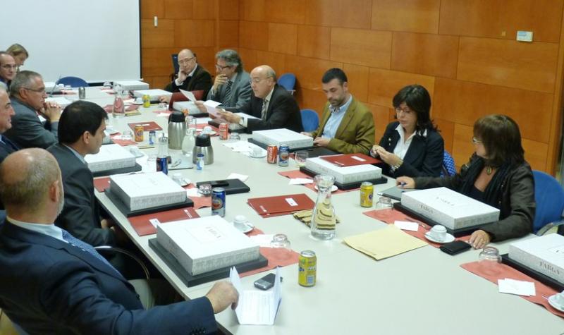 el-conseller-de-salut-es-reuneix-amb-el-consell-rector-del-consorci.jpg